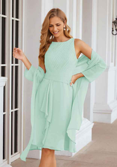 A-line Scoop Neck Knee-Length Chiffon Mother of the Bride Dresses With Pleated and Jacket Pure Color