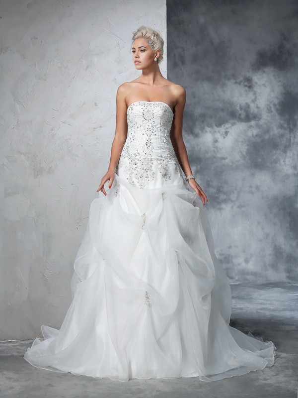 Mermaid Ball Gown Strapless Beading Sleeveless Long Organza Wedding Dresses