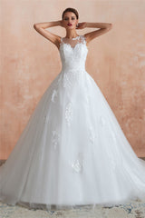 Princess Long Ball Gown A-line White Wedding Dress with Lace