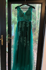 Stunning Prom Dress Dark Green V-neck Pleated Tulle Long Gala Gown Evening Dress Party Outfits HZ0319