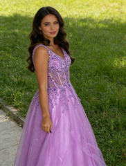 Morden Prom Dress A Line Purple Spaghetti Straps Pleated Tulle Long Gala Gown Evening Dress Party Outfits HZ0319