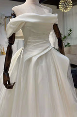 Off-the-shoulder satin corset wedding dress unique minimalist A-line bridal dress custom simple & classic Ivory ball gown