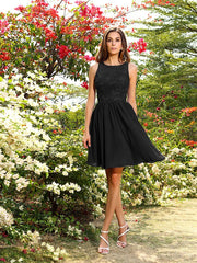 A-Line/Princess Bateau Applique Sleeveless Short/Mini Chiffon Bridesmaid Dresses