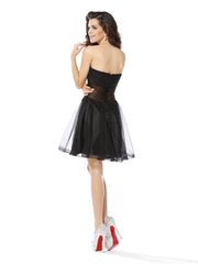 A-Line/Princess Sweetheart Lace Sleeveless Short Chiffon Cocktail Dresses