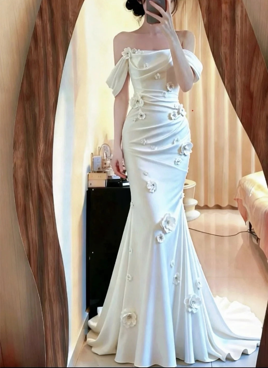 Elegant Wedding Dress Satin Off Shoulder Pleated Floral Mermaid Wedding Dress HZ0319