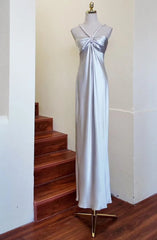 Elegant Prom Dress Satin Sliver V-neck Backless Gala Gown Evening Dress Birthday Party Outfits HZ0319