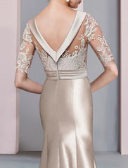 Mermaid / Trumpet Mother of the Bride Dress Formal Wedding Guest Elegant High Low Scoop Neck Sweep / Brush Train Asymmetrical Satin Lace Half Sleeve with Bow(s)