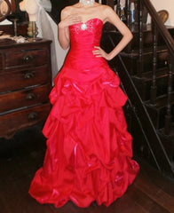 Stunning Prom Dress Red Sweetheart Pleated Gala Gown Fomal Evening Dress Graduation Dress HZ0319