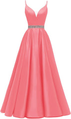 Spaghetti Stracles Robe de bal Long Satin perle en V V Vandes de balle de fête de soirée avec poches
