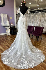 Ivory Off-the-Shoulder Appliques Straps Sweeping Long Wedding Dress