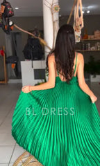 A Line V Neck Green Spaghetti Straps Pleated formal dresses Bridesmaid Dresses evening gown Prom Dress