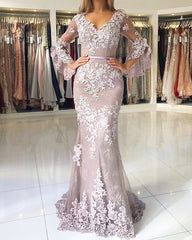 Elegant Puffy Sleeves Lace V-neck Mermaid Prom Evening Dresses