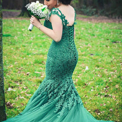 Elegant Green Lace Mermaid Evening Dresses