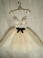 Champagne v neck tulle lace short prom dress lace cocktail dress