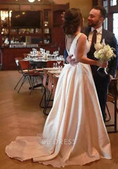 A Line Elegant Satin White formal dresses Bridesmaid Dresses evening gown Prom Dress