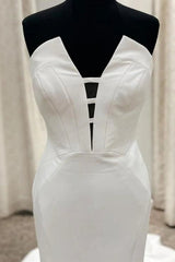 Sexy Plunging V Neck Sleeveless Mermaid Satin Bridal Gowns
