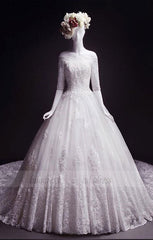 Fashion off-the-shoulder Appliques wedding dresses, classic Half Sleeves bride Dress