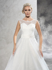 Ball Gown Sheer Neck Sash/Ribbon/Belt Sleeveless Long Net Wedding Dresses