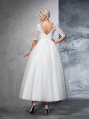 Wholesale Ball Gown Bateau Lace 1/2 Sleeves Long Net Wedding Dresses