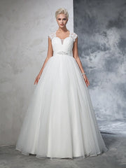Ball Gown Sweetheart Ruched Sleeveless Long Tulle Wedding Dresses