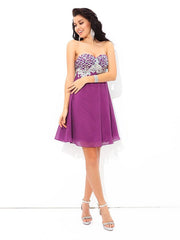 A-Line/Princess Sweetheart Rhinestone Sleeveless Short Chiffon Cocktail Dresses