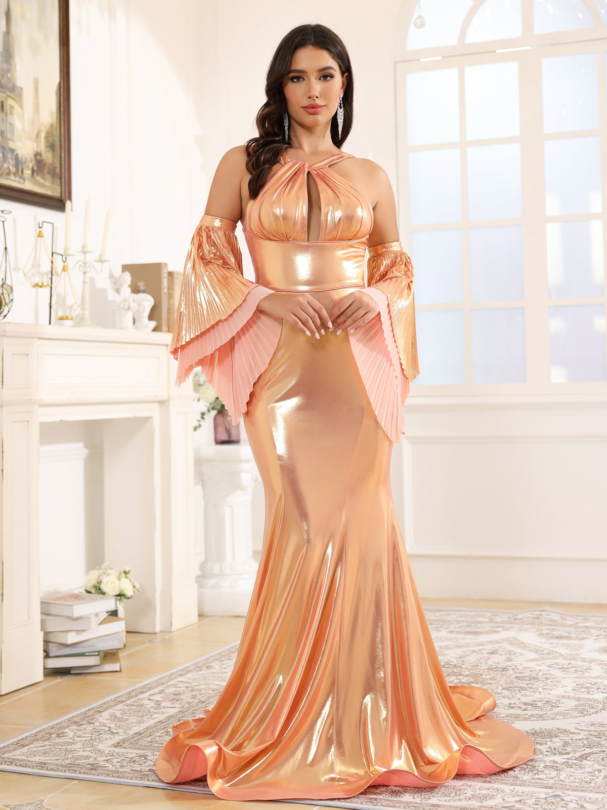 Trumpet/Mermaid Halter Pleated Sweep Train Prom Dresses