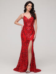 Trumpet/Mermaid Spaghetti Straps Sequins Sweep Train Prom Dress With Split