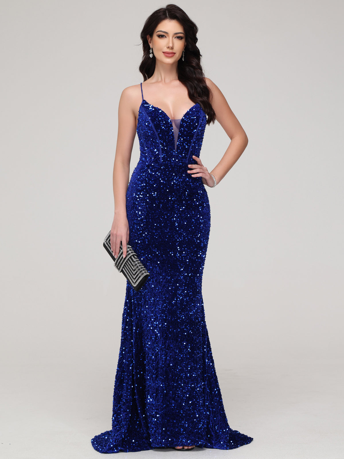 Sheath/Column Spaghetti Straps Sequins Sweep Train Velvet Prom Dress