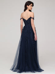 V-Neck Spaghetti Straps Backless Lace Appliques Sweep Train Prom Dress With Split