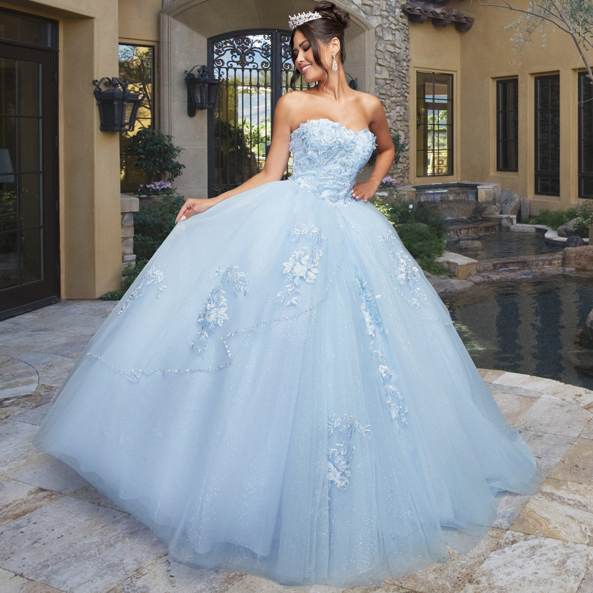 Quinceañera Sample Dress QX403