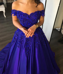 Elegant Flower And Lace Appliques V Neck Satin Prom Dresses