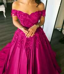 Elegant Flower And Lace Appliques V Neck Satin Prom Dresses