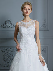 Ball Gown Scoop Sleeveless Organza Court Train Applique Wedding Dresses
