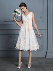 Wholesale A-Line/Princess V-neck Sleeveless Knee-Length Lace Bowknot Wedding Dresses