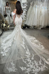 Princesss Mermaid Off the Shoulder Tulle Appliques Wedding Dresses