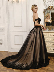 Off-The-Shoulder Tulle Ball Gown Wedding Dresses With Beading