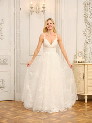 A-Line/Princess Spaghetti Straps V-Neck Sleeveless Long Wedding Dresses With Appliques