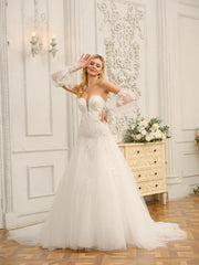 A-Line/Princess Sweetheart Long Wedding Dresses With Appliques