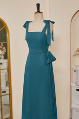 Groenblauw vlinderdasbanden A-lijn chiffon lange bruidsmeisje jurk met vleugel