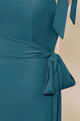 Groenblauw vlinderdasbanden A-lijn chiffon lange bruidsmeisje jurk met vleugel