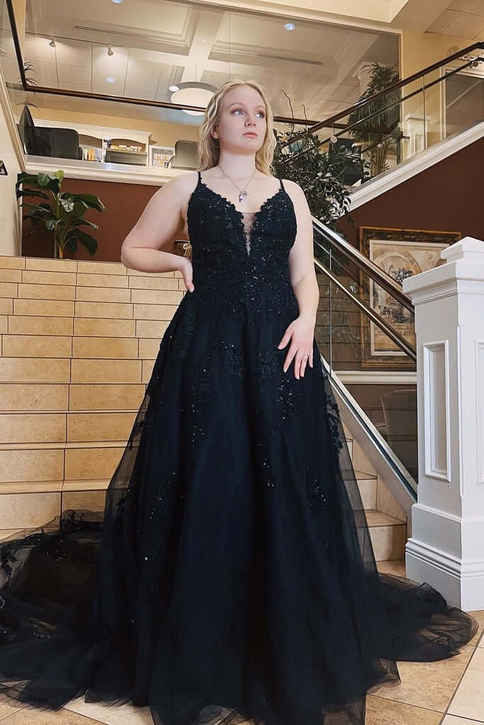 A-Line Plus Size Black 2024 Prom Dresses Lace Spaghetti Straps Tulle Formal Dress