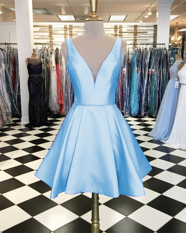 A-line V-neck Satin Homecoming Dresses Short Prom Gowns