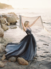 A-line Elegant Sleeveless Floor Length Backless Black Tulle Wedding Prom Party Dress With Train/No Veil Included