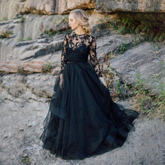 A-line Round Neck Lace Tulle Long Sleeves Wedding Dresses Plus Size With Train