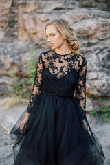 A-line Round Neck Lace Tulle Long Sleeves Wedding Dresses Plus Size With Train