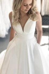 A-line White Satin Wedding Dress V-Neck Backless with Pockets