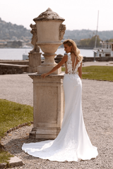 Mermaid Wedding Gown with Train Sleeveless Wedding Dress with V-Neck Floral Lace Dress