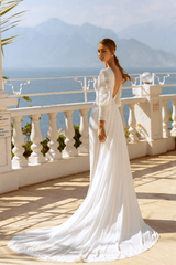 Long Sleeve Wedding Dress Fitted Wedding Dress Sweetheart Neckline Wedding Dress