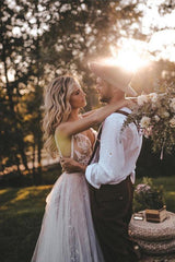 Backless V-neck A-line Wedding Dresses Appliques Tulle Bridal Gowns TN313