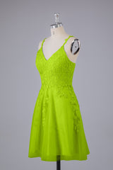 Beautiful Spaghetti Straps V Neck Bridesmaid Dresses